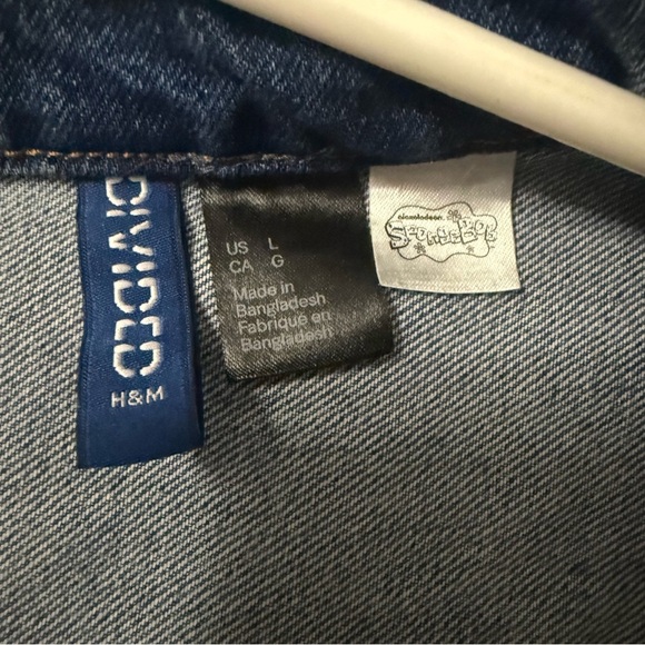 H&M Blue Denim Jacket with Graphic H&M SPONGEBOB BLUE DENIM JACKET - Picture 2 of 15